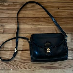Vintage coach black crossbody